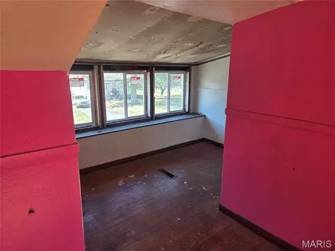 Bedroom - 2728 Pasteur Ave, Overland, MO 63114 photo 3 of 5
