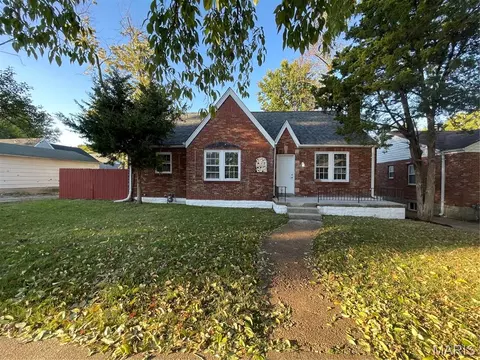 6951 Melrose Ave, University City, MO 63130