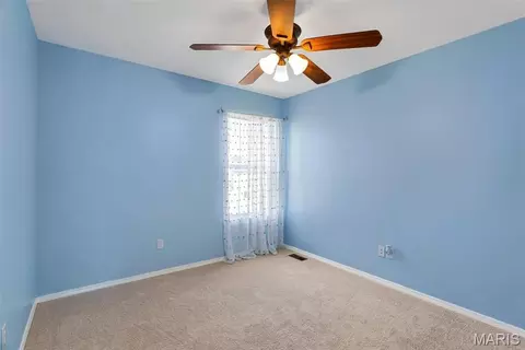 Bedroom - 329 Pheasant Point Blvd, O'fallon, MO 63368 photo 2 of 5