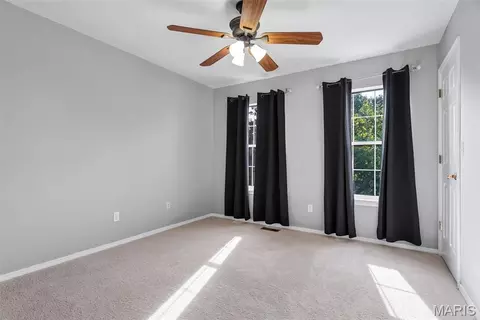 Bedroom - 329 Pheasant Point Blvd, O'fallon, MO 63368 photo 4 of 5