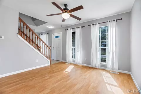 Living - 329 Pheasant Point Blvd, O'fallon, MO 63368 photo 6 of 6