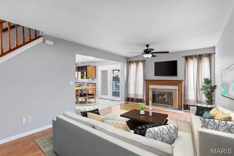 Living - 329 Pheasant Point Blvd, O'fallon, MO 63368 photo 1 of 7