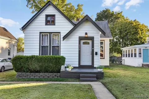 6570 Bradley Ave, Saint Louis, MO 63139