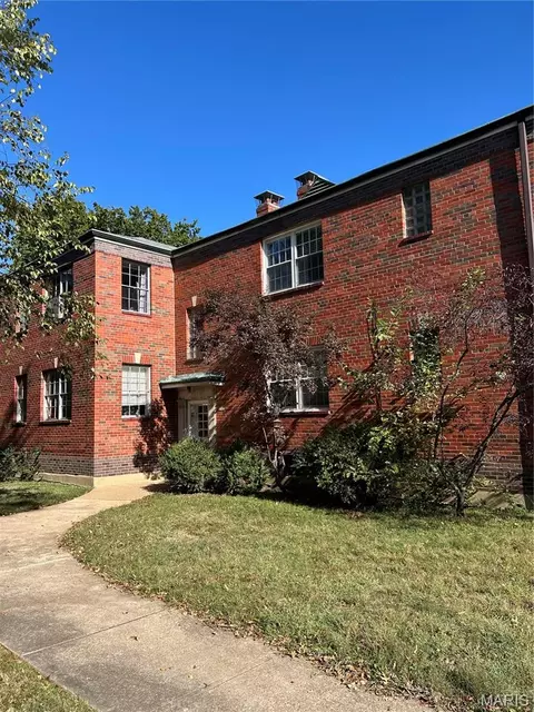 7162 Jamieson Ave, Saint Louis, MO 63109