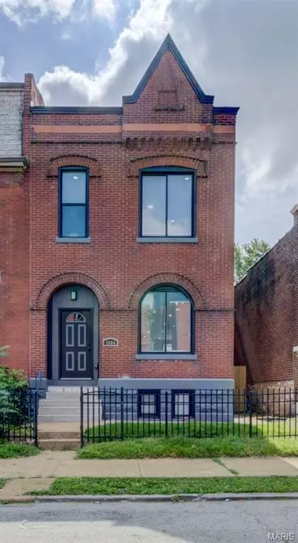 3504 Illinois Ave, Saint Louis, MO 63118