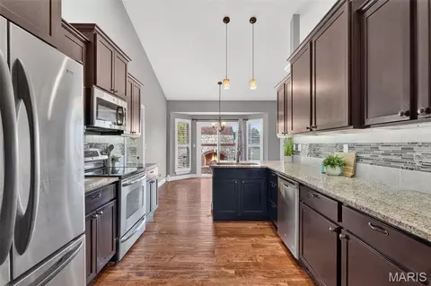 Kitchen - 180 Pintail Dr, Old Monroe, MO 63369 photo 4 of 6