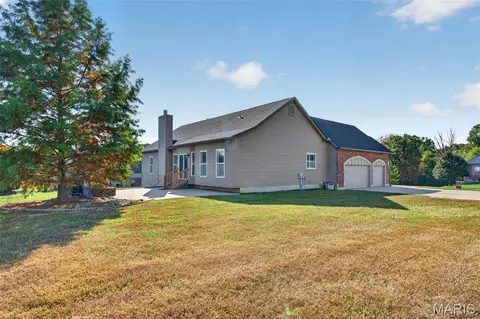 Exterior - 180 Pintail Dr, Old Monroe, MO 63369 photo 6 of 9