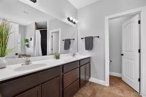 Bath - 180 Pintail Dr, Old Monroe, MO 63369 photo 1 of 5