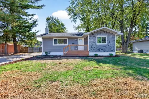 314 W 5th St, Staunton, IL 62088