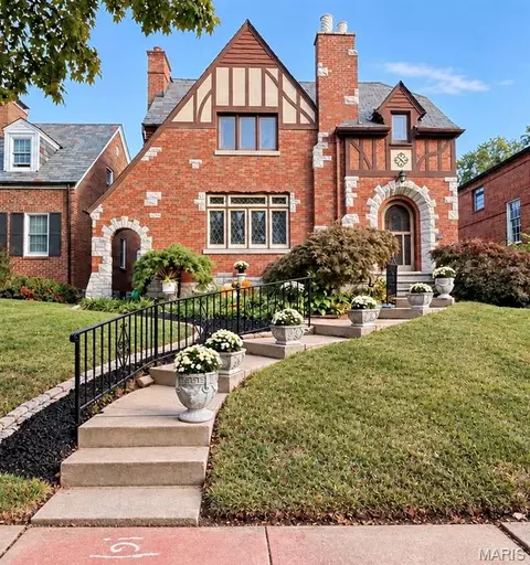 5318 Tamm Ave, Saint Louis, MO 63109