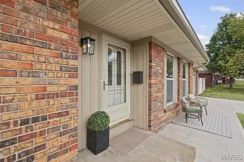 Exterior - 9045 Mathilda Ave, Affton, MO 63123 photo 2 of 4