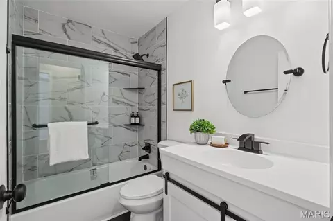 Bath - 9045 Mathilda Ave, Affton, MO 63123 photo 2 of 2