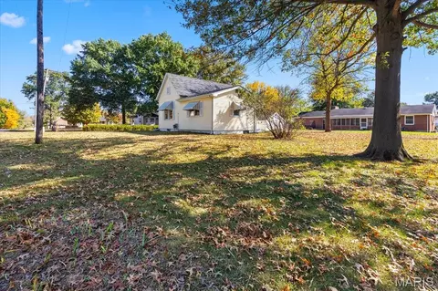 Exterior - 111 Sycamore St, Old Monroe, MO 63369 photo 3 of 4