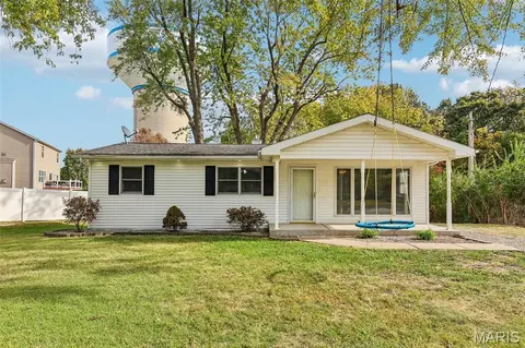 1802 Rosebud Way, Saint Peters, MO 63376