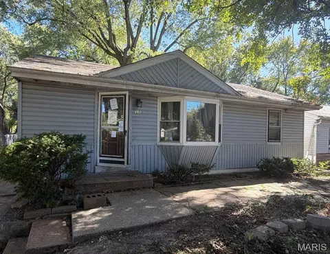 184 Bascom Dr, Saint Louis, MO 63135