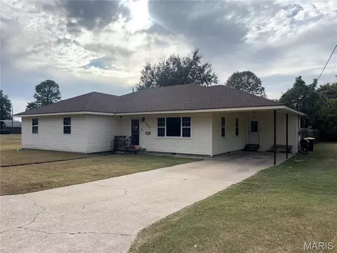 Exterior - 403 Michael St, Kennett, MO 63857 photo 2 of 6