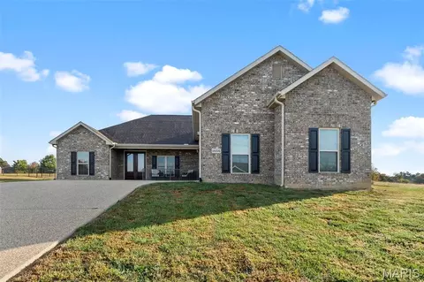 1656 Warren Lake Dr, Jackson, MO 63755