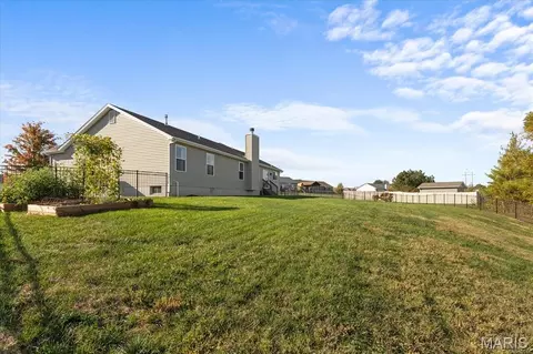 Exterior - 1316 Whispering River Ct, O'fallon, MO 63366 photo 4 of 5