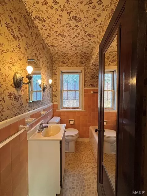 Bath - 8525 Philo Ave, Affton, MO 63123 photo 1 of 2