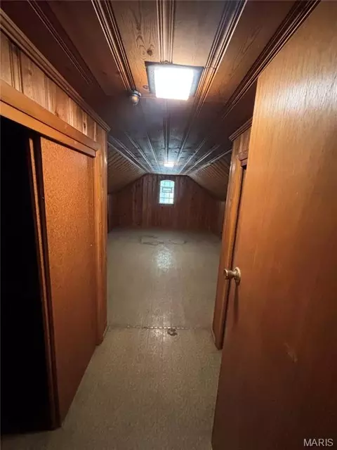 Entry Way - 8525 Philo Ave, Affton, MO 63123 photo 1 of 1