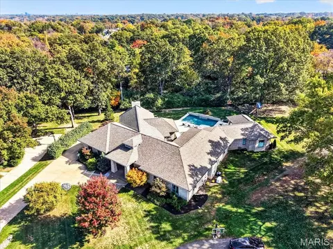 View/Area - 700 Timber Trl, Frontenac, MO 63131 photo 1 of 3