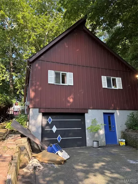 7 Lloyd Cir, Belleville, IL 62223