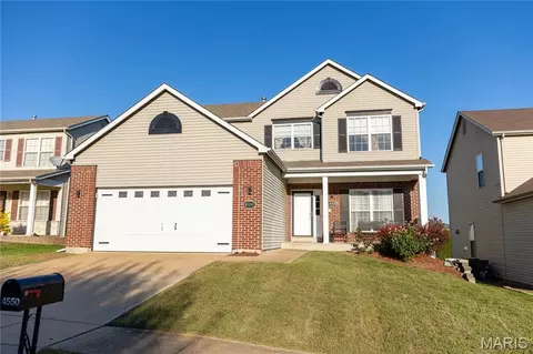 4550 Richmond Forest Dr, Florissant, MO 63034