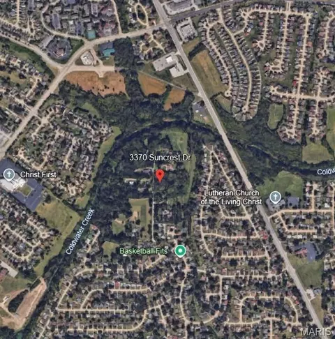 3370 Suncrest Dr, Florissant, MO 63033