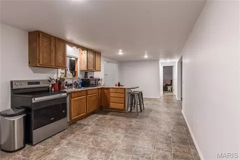 Entry Way - 112 Mccormick St, Dexter, MO 63841 photo 1 of 3