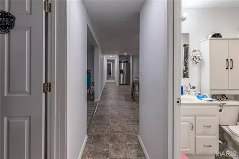 Entry Way - 112 Mccormick St, Dexter, MO 63841 photo 2 of 3