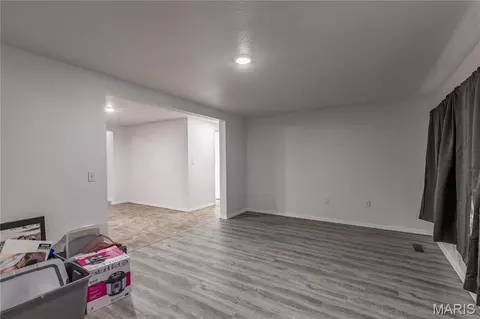 Living - 112 Mccormick St, Dexter, MO 63841 photo 1 of 1