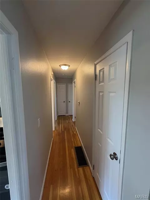 Entry Way - 25 Vanderbilt Pl, O'fallon, IL 62269 photo 2 of 2