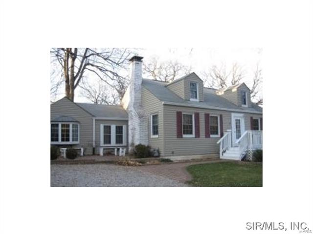 22 Commodore Dr, Belleville, IL 62223 photo 1