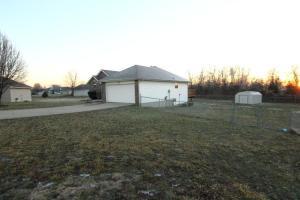 103 Tatum Cir, Willard, MO 65781 photo 8