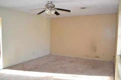 637 S Miller Rd, Springfield, MO 65802 photo 8