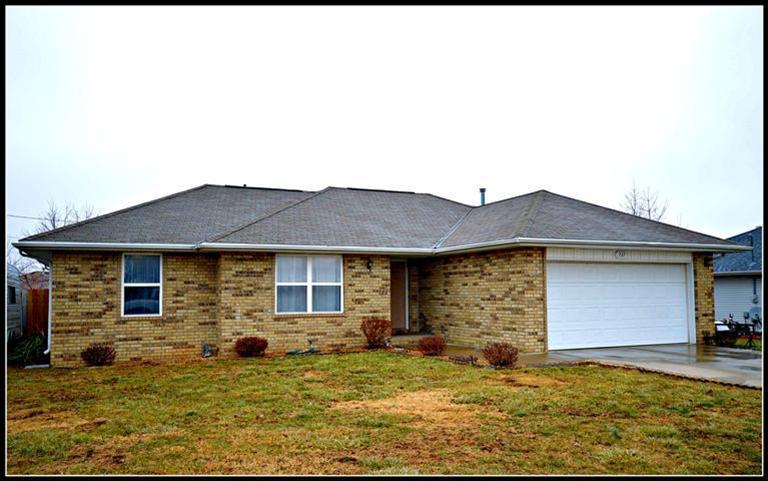 727 S Lipscomb Dr, Republic, MO 65738 photo 1