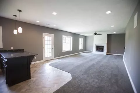 833 E Donegal Cir, Nixa, MO 65714 photo 34