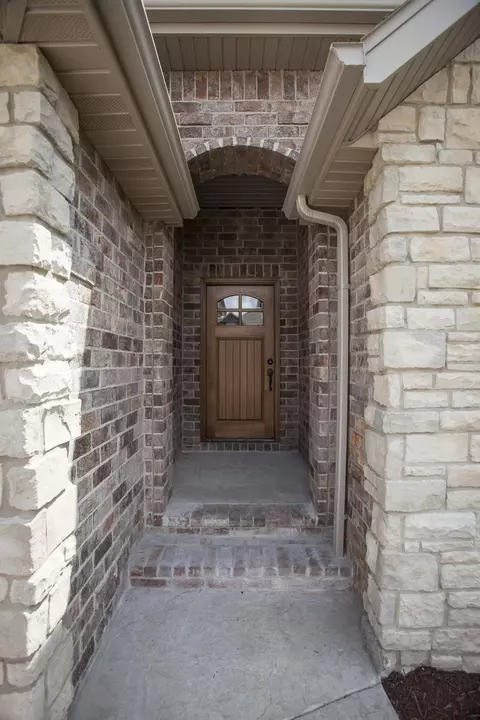 833 E Donegal Cir, Nixa, MO 65714 photo 3