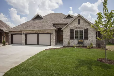 833 E Donegal Cir, Nixa, MO 65714 photo 2