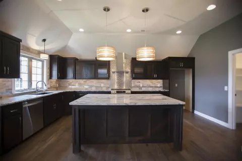 833 E Donegal Cir, Nixa, MO 65714 photo 13