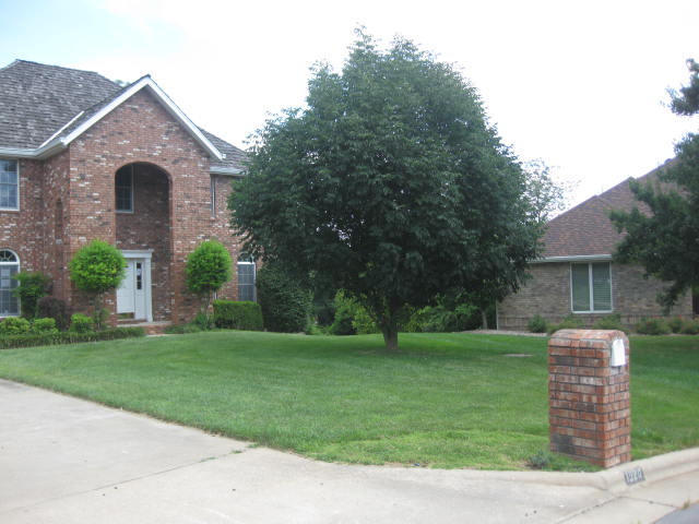 1920 S Brittany Pl, Springfield, MO 65809 photo 6