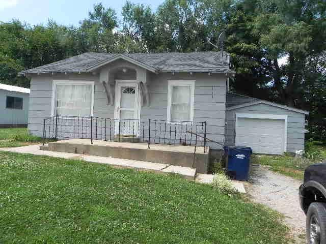 313 N Cedar, Buffalo, MO 65622 photo 1