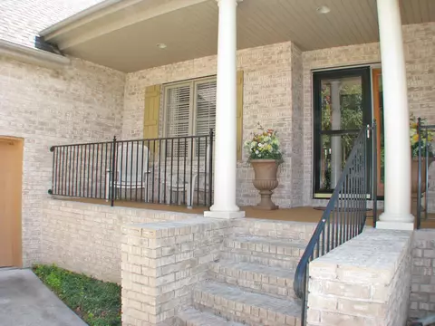 2952 W Cantebury St, Springfield, MO 65810 photo 3