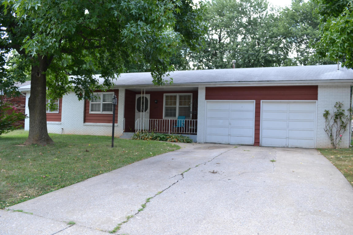 2907 S Dayton Ave, Springfield, MO 65807 photo 1