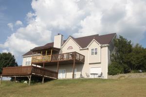 151 Whitetail Dr, Walnut Shade, MO 65771 photo 1