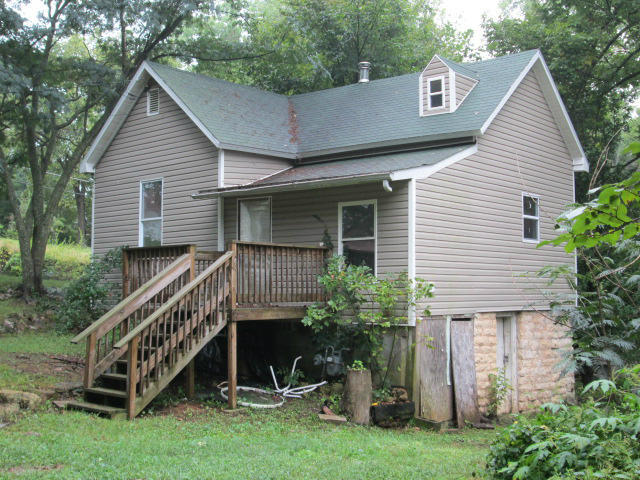 613 E Maple St, West Plains, MO 65775 photo 1