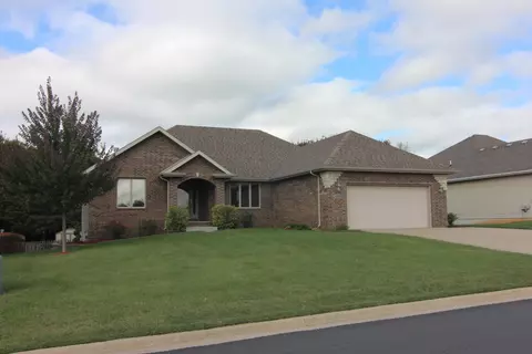 5083 E Hackberry St, Springfield, MO 65809 photo 2