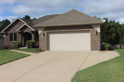 5083 E Hackberry St, Springfield, MO 65809 photo 4