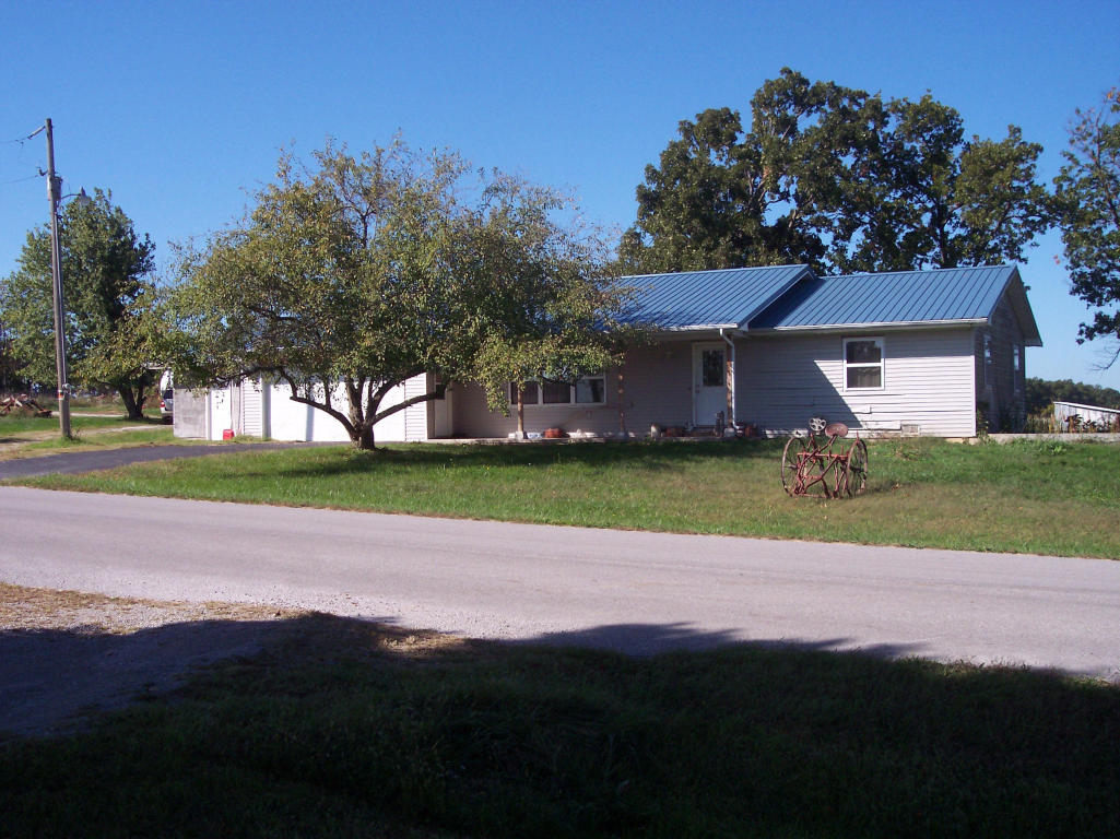 3231 Brinkley Rd, Marshfield, MO 65706 photo 1