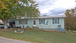 239 Division St, Forsyth, MO 65653 photo 1